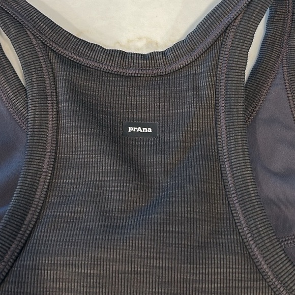 PrAna Becksa Tank Top Black Heather Shelf Bra Compression Stretch Women’s Size S - Picture 1 of 6
